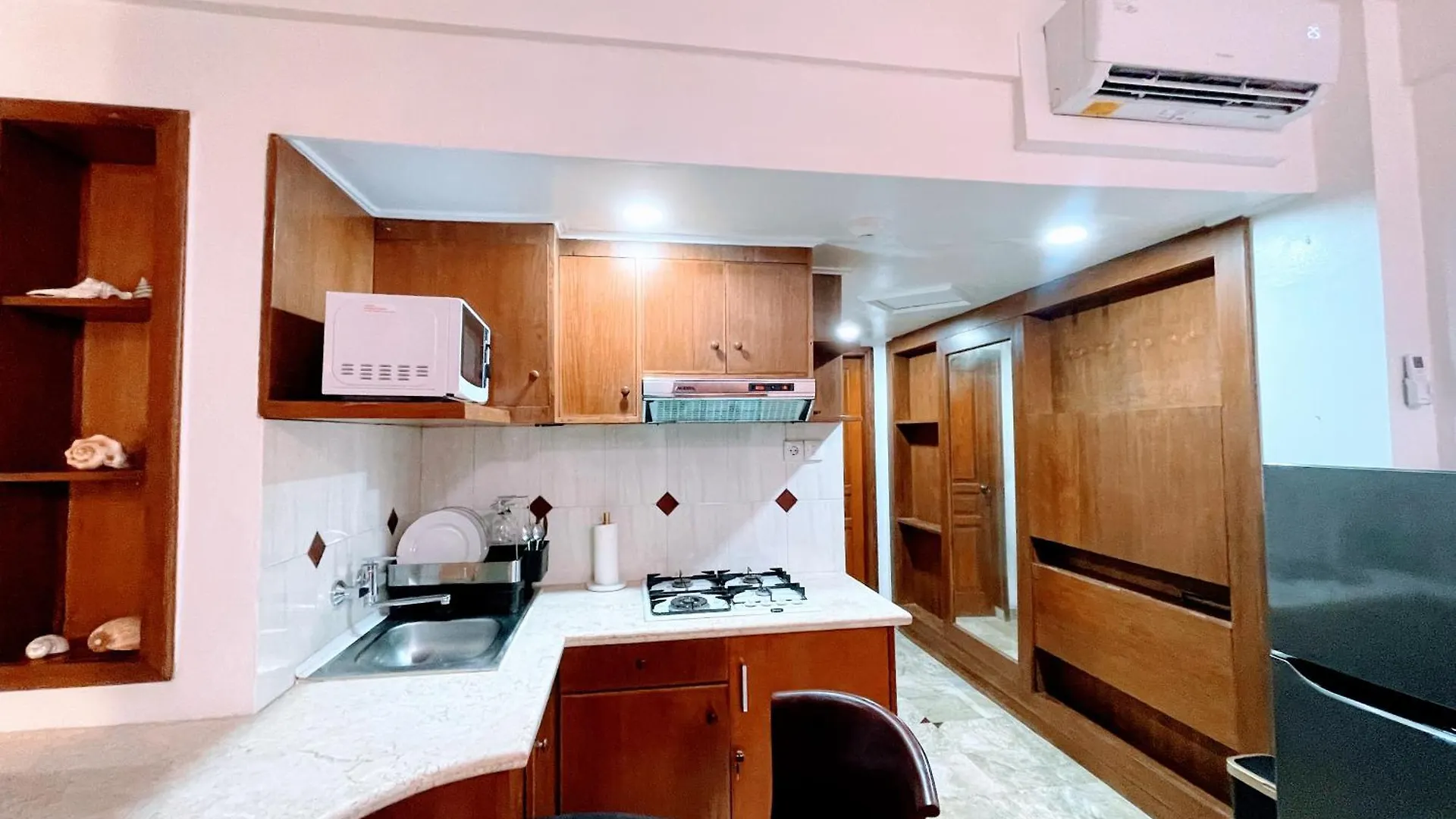 Suite Hotel Apartment Legian By Rcp Σεμινιάκ 0*,  Ινδονησία